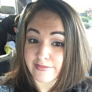 Meet your Posher, Dalila